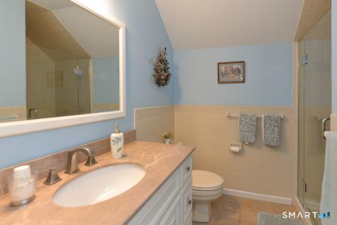 17 Woodbury Hill Woodbury CT 06798