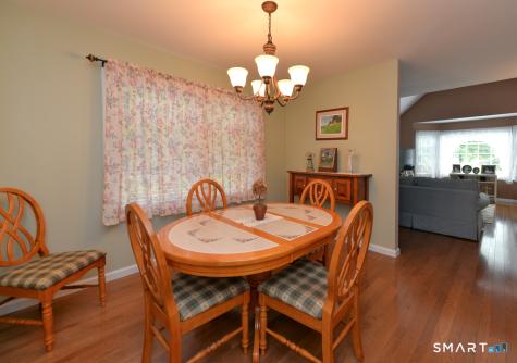 17 Woodbury Hill Woodbury CT 06798