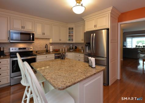 17 Woodbury Hill Woodbury CT 06798