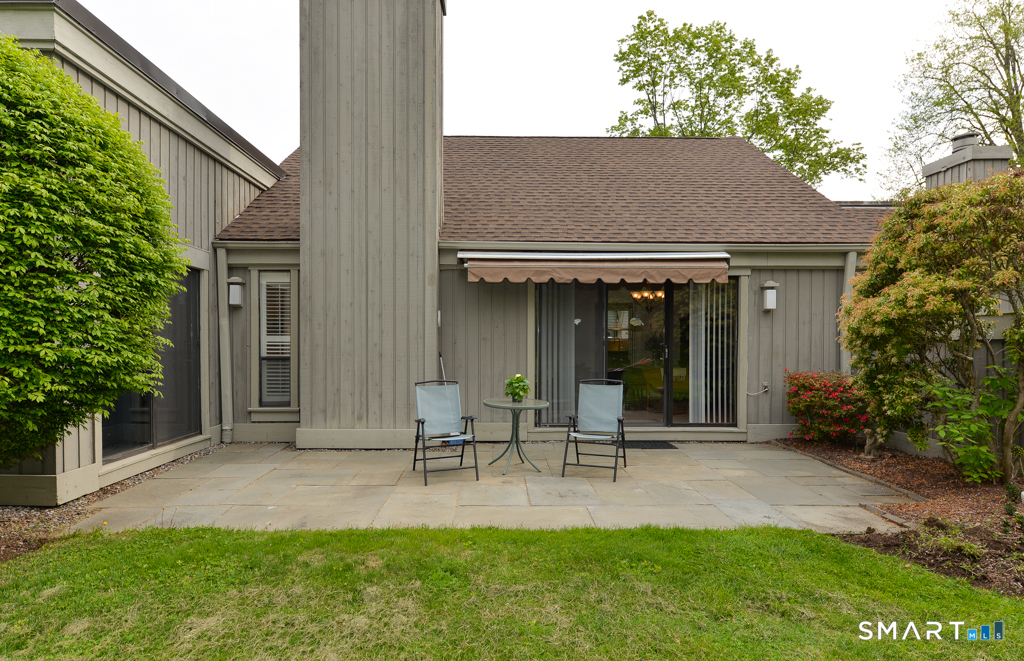 648 Heritage Village Southbury CT 06488