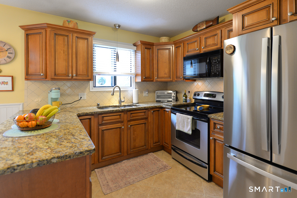 648 Heritage Village Southbury CT 06488