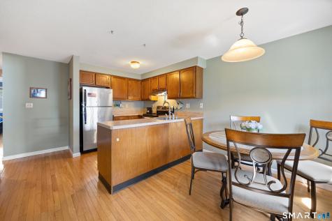 22 Heritage Woods Wallingford CT 06492