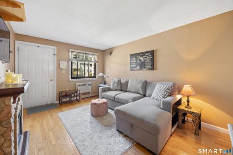 22 Heritage Woods Wallingford CT 06492