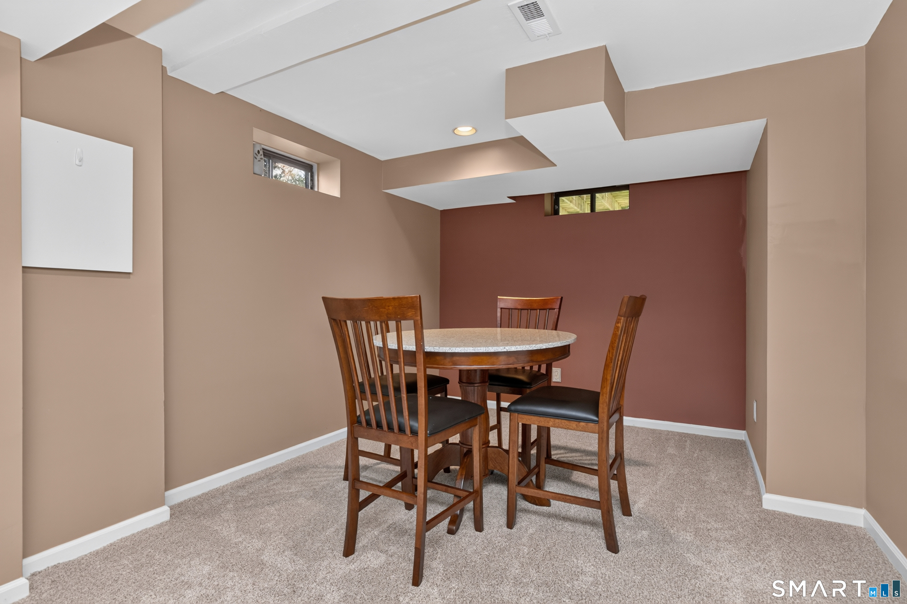 4 Avon Court Beacon Falls CT 06403