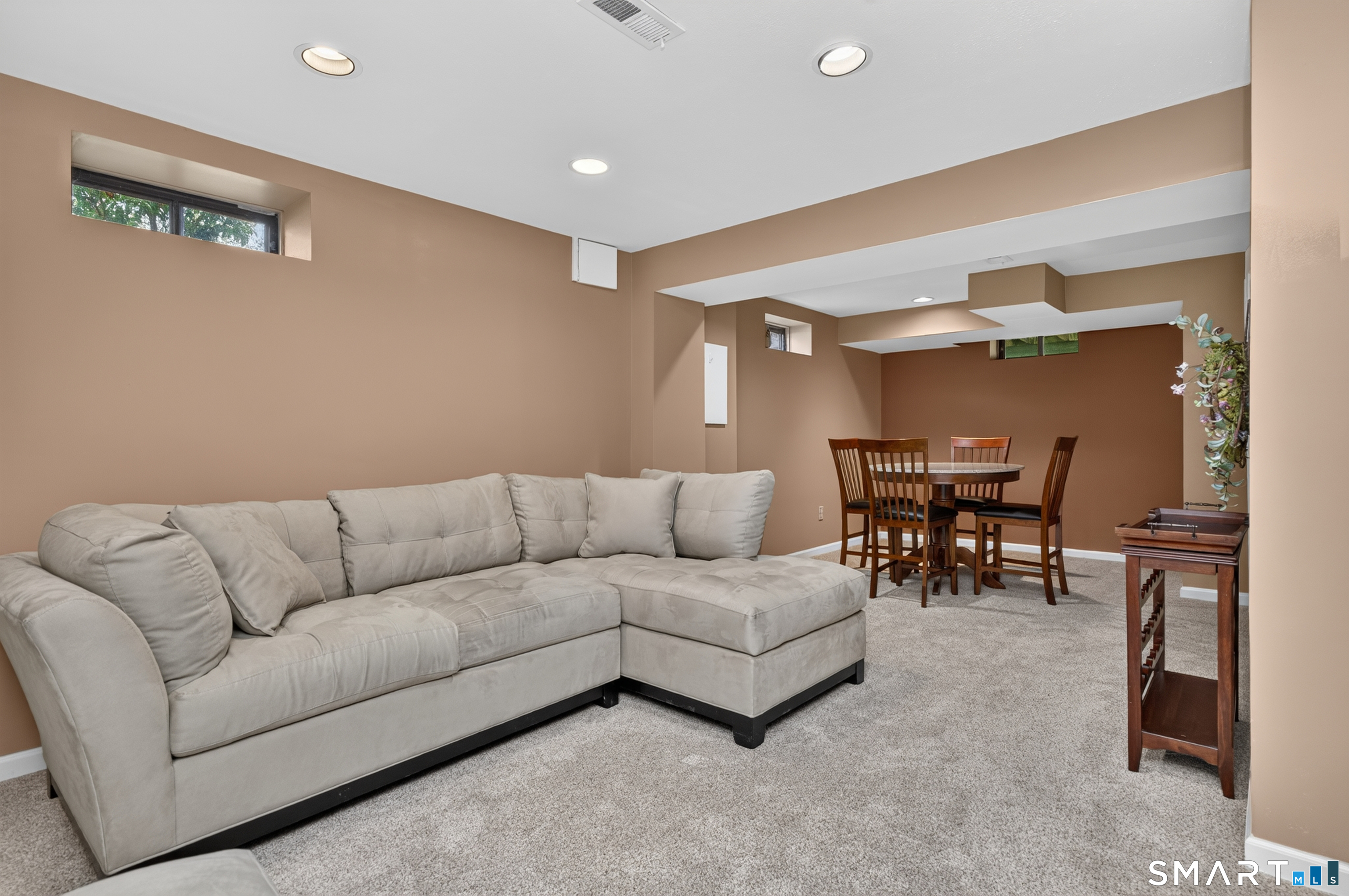4 Avon Court Beacon Falls CT 06403