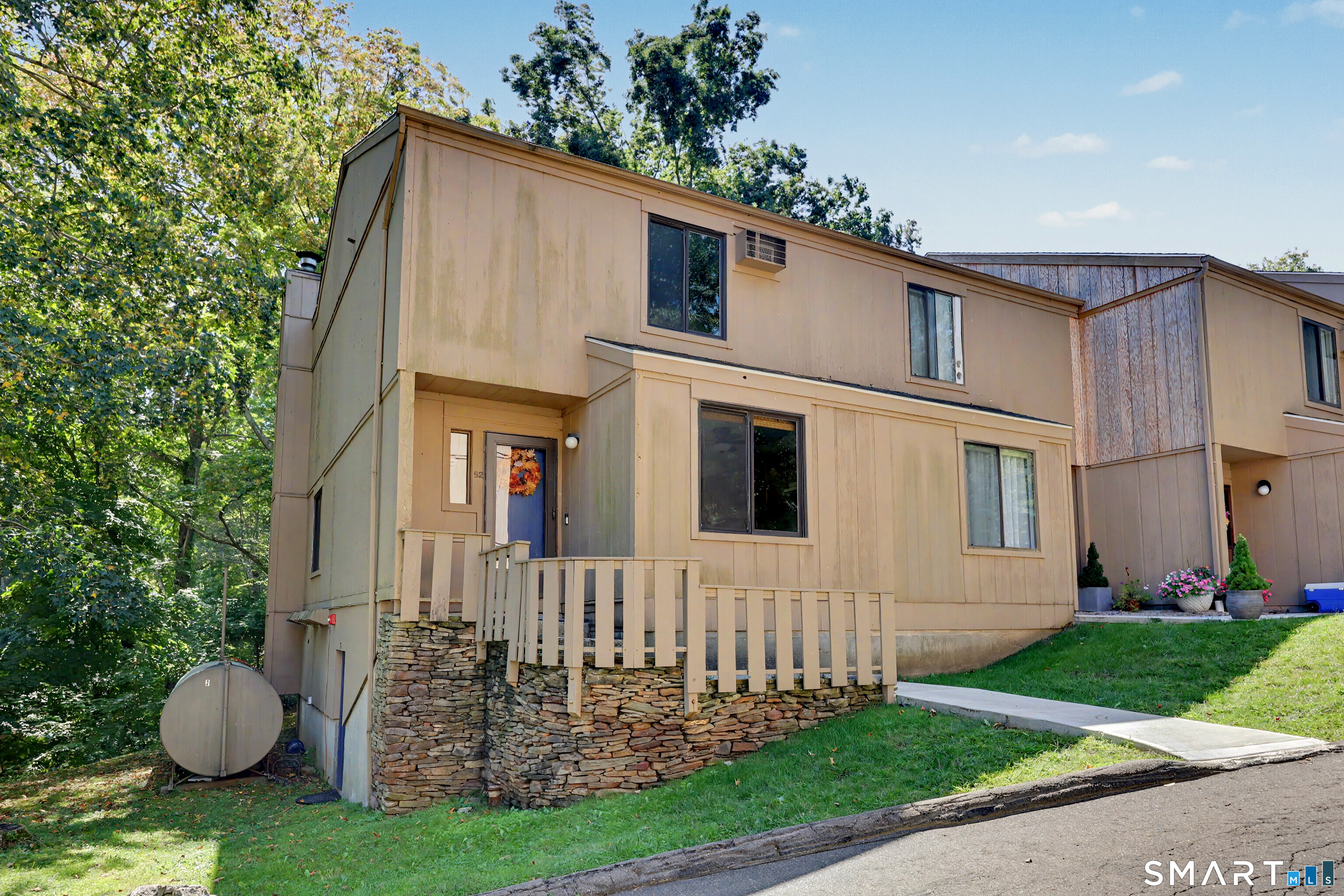 52 Granite Road Guilford CT 06437