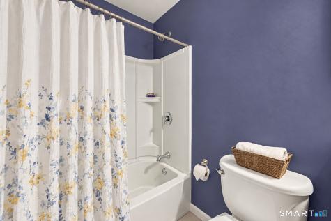52 Granite Road Guilford CT 06437