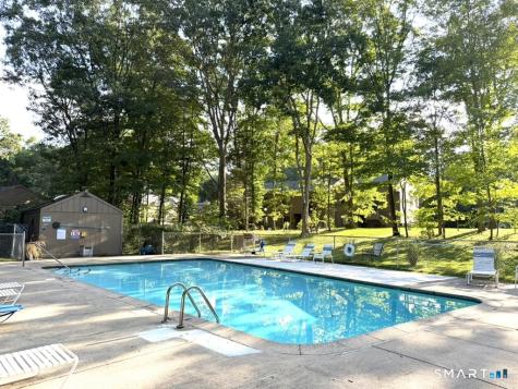 52 Granite Road Guilford CT 06437