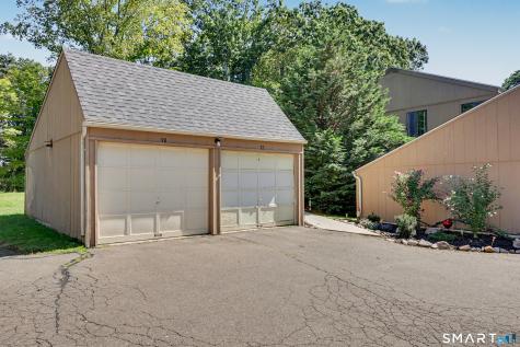 52 Granite Road Guilford CT 06437