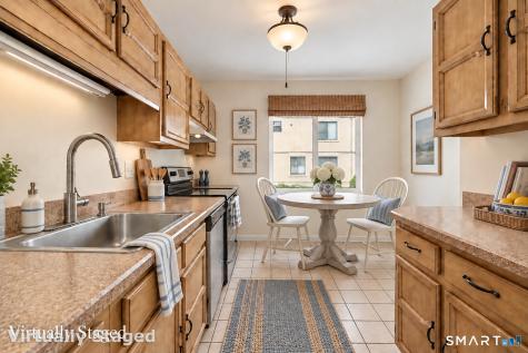 52 Granite Road Guilford CT 06437