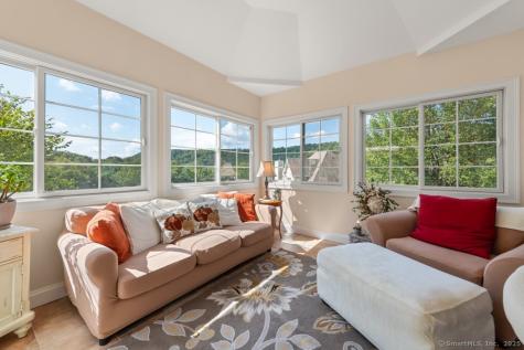 1 Tall Oaks Drive New Milford CT 06776