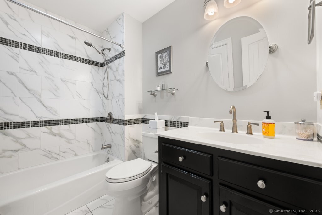 1 Tall Oaks Drive New Milford CT 06776
