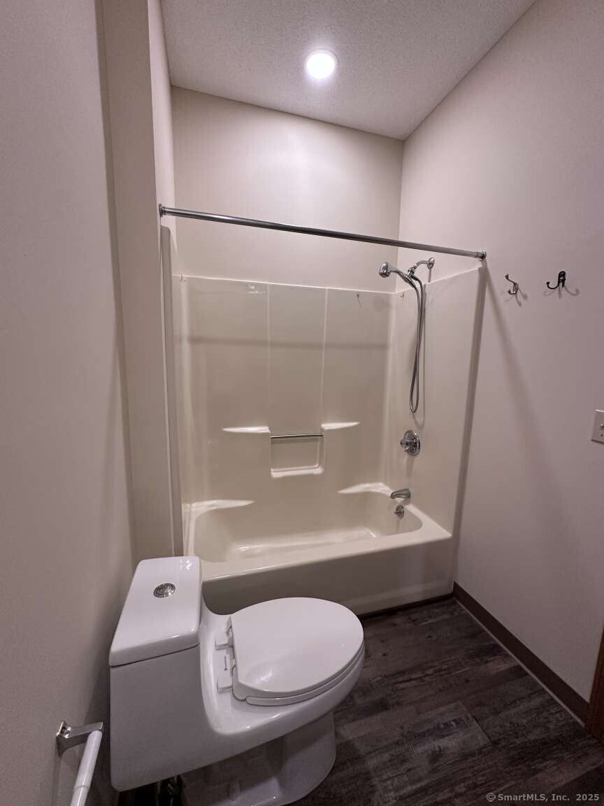 21 Ivy Lane South Windsor CT 06074