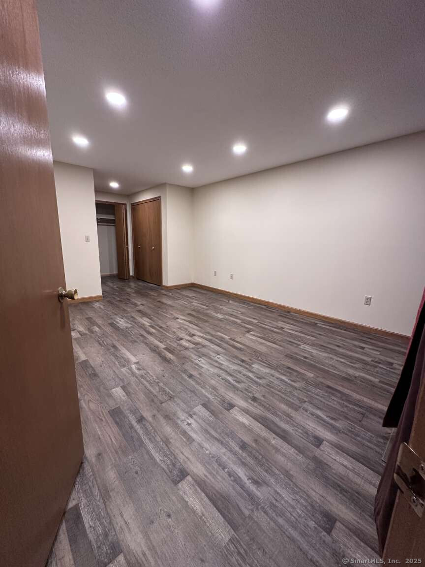 21 Ivy Lane South Windsor CT 06074