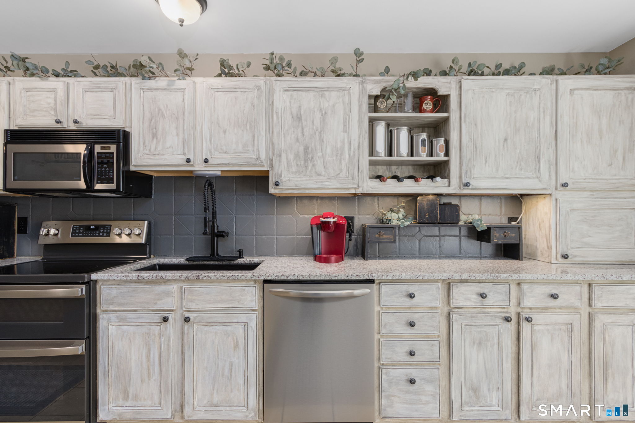 83 Perry Street Putnam CT 06260