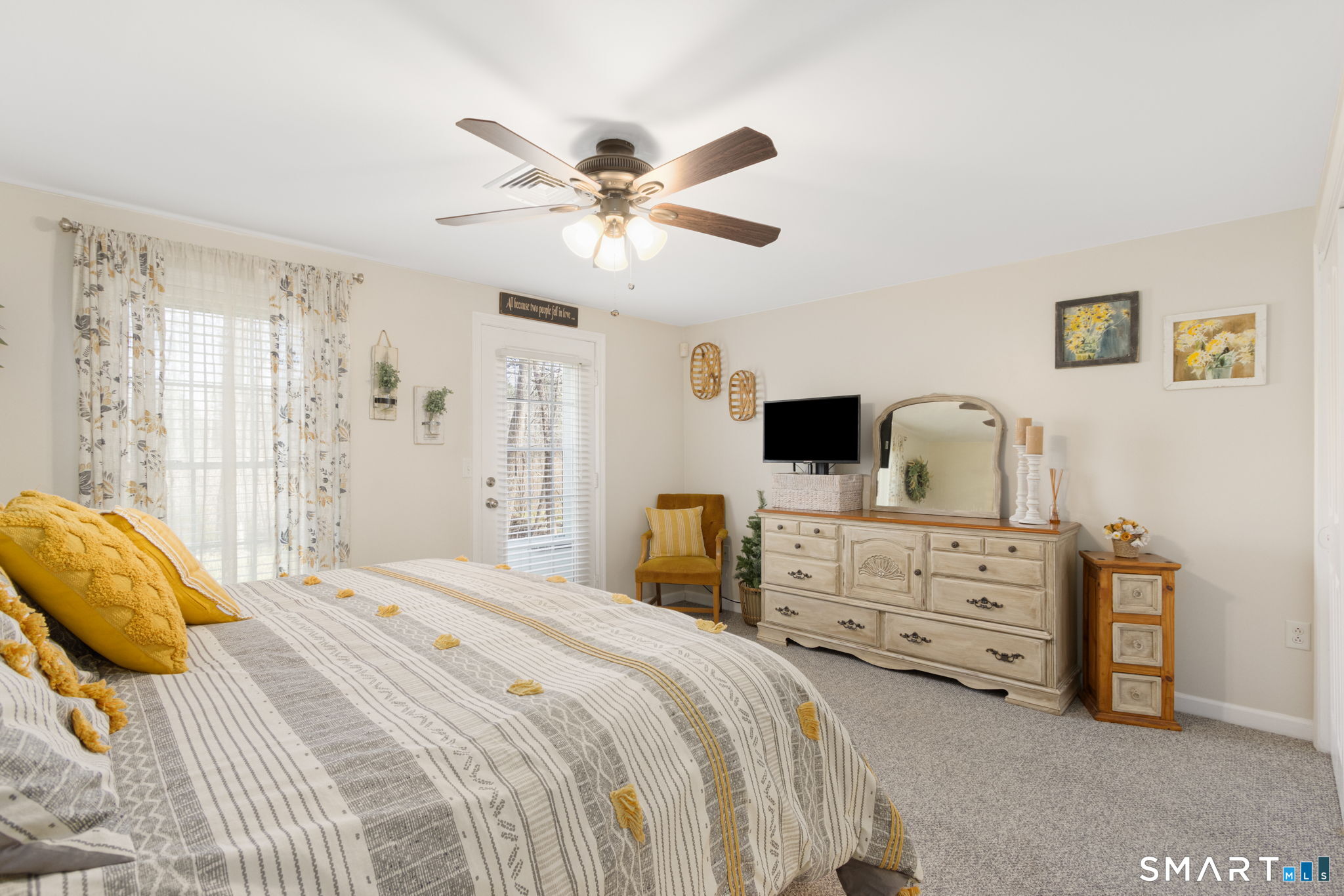 83 Perry Street Putnam CT 06260