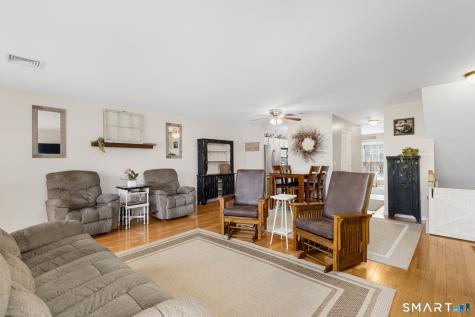 83 Perry Street Putnam CT 06260