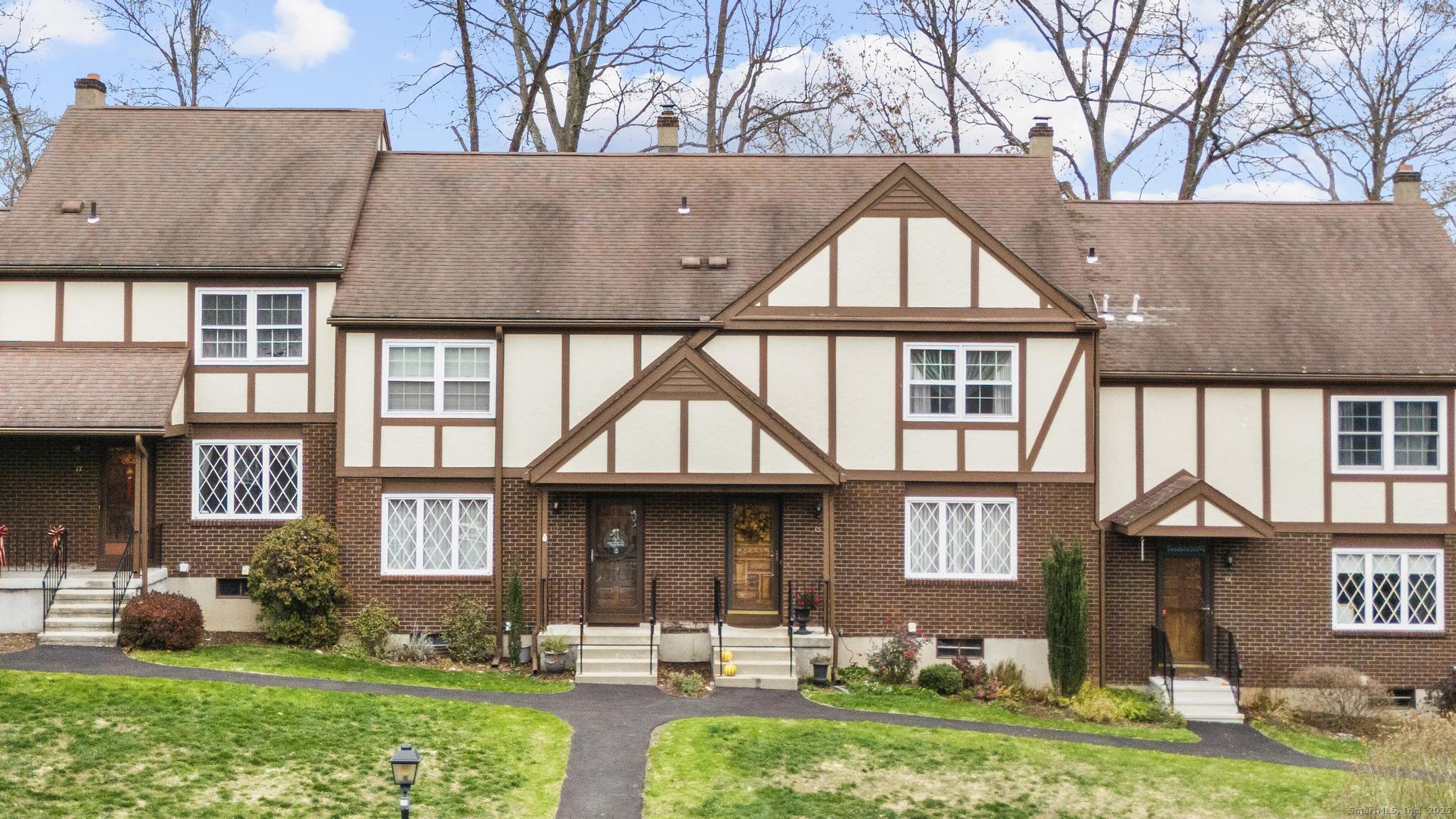 15 Derbyshire Derby CT 06418