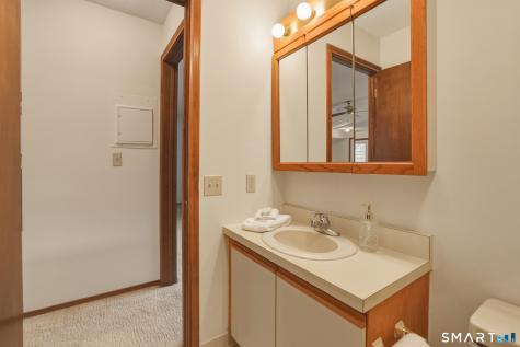 7 Little Oak Lane Rocky Hill CT 06067
