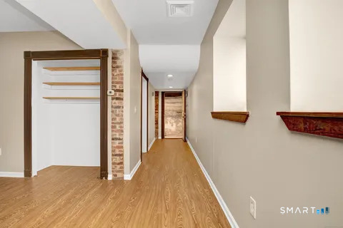 58 Buckingham Street Hartford CT 06105
