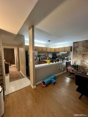 58 Buckingham Street Hartford CT 06105