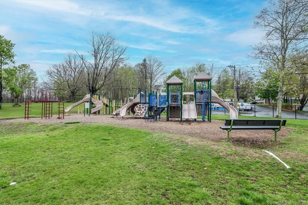 8 Rose Lane Danbury CT 06811