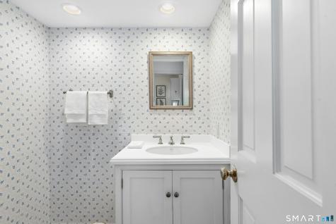 289 New Norwalk Road New Canaan CT 06840