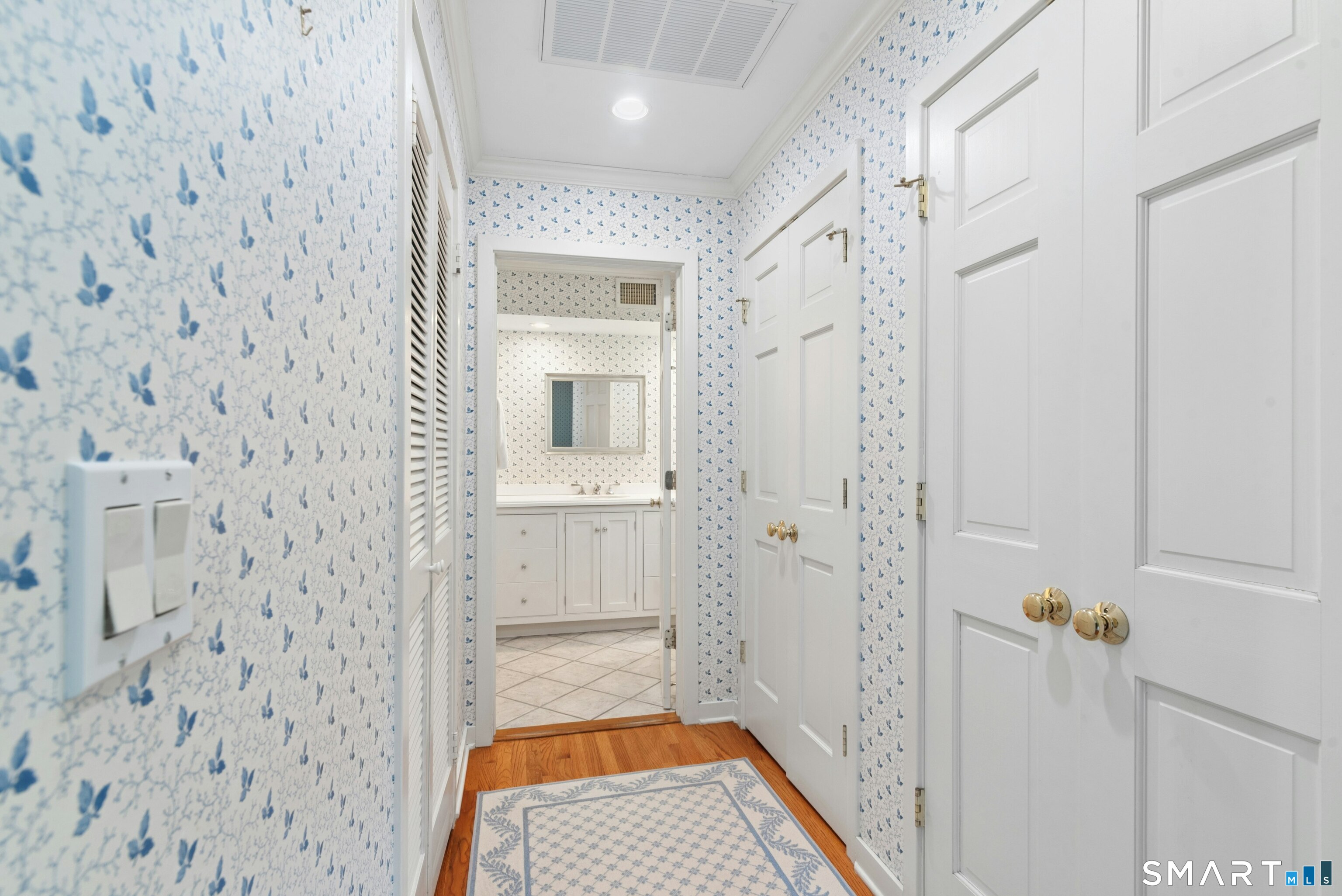 289 New Norwalk Road New Canaan CT 06840