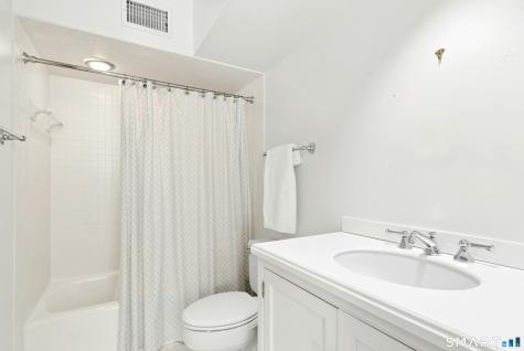 289 New Norwalk Road New Canaan CT 06840