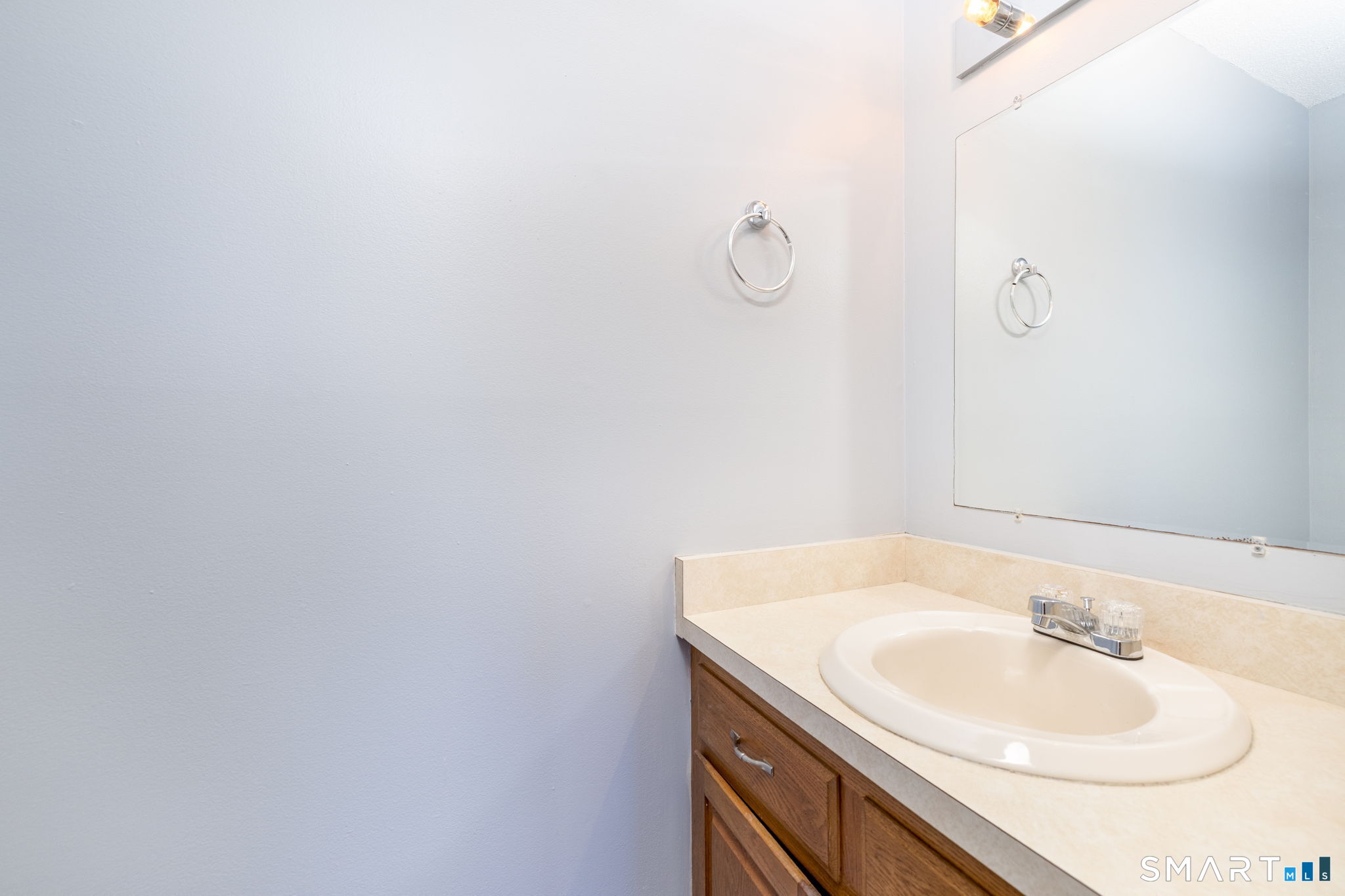 895 Matthews Street Bristol CT 06010