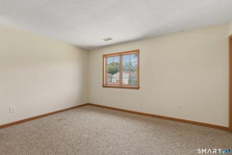 28 Meadow Lane Windsor Locks CT 06096