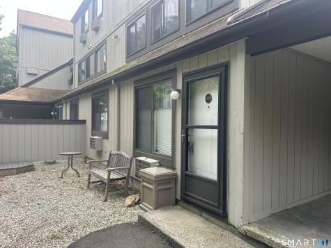 10 Pineview Drive Branford CT 06405