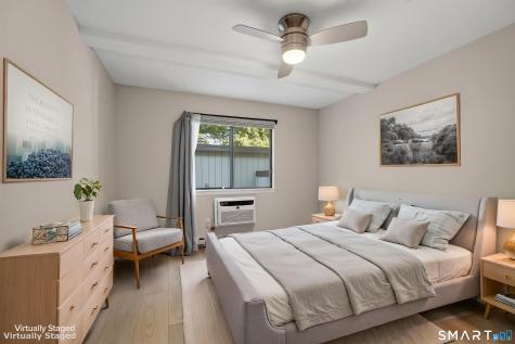 10 Pineview Drive Branford CT 06405
