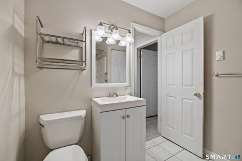 10 Pineview Drive Branford CT 06405