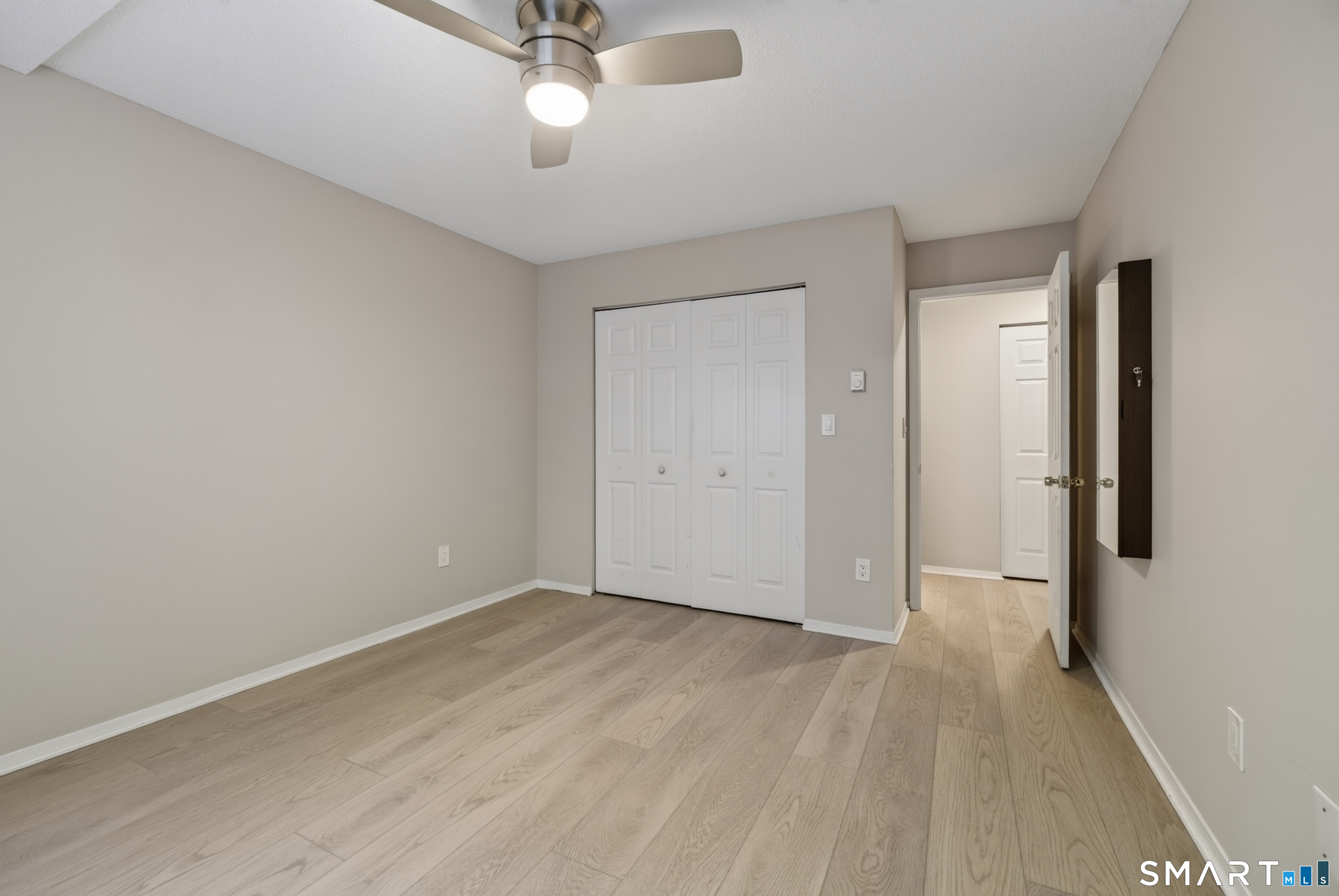 10 Pineview Drive Branford CT 06405