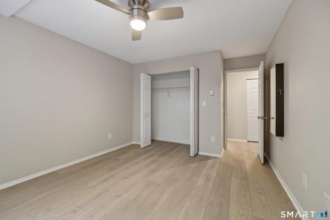 10 Pineview Drive Branford CT 06405