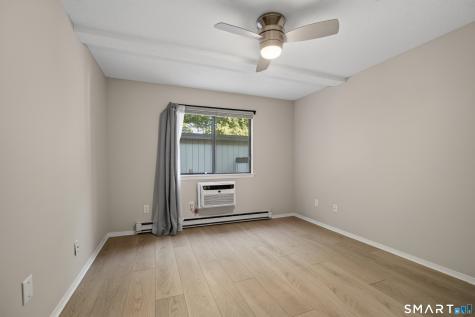 10 Pineview Drive Branford CT 06405