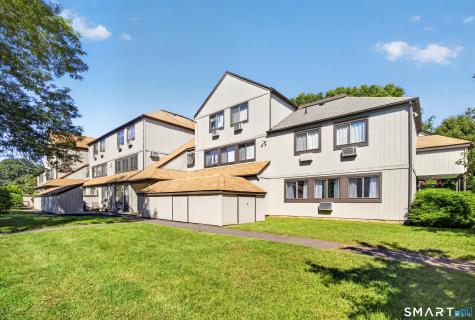 10 Pineview Drive Branford CT 06405