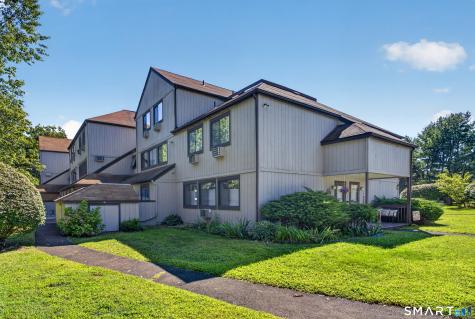 10 Pineview Drive Branford CT 06405