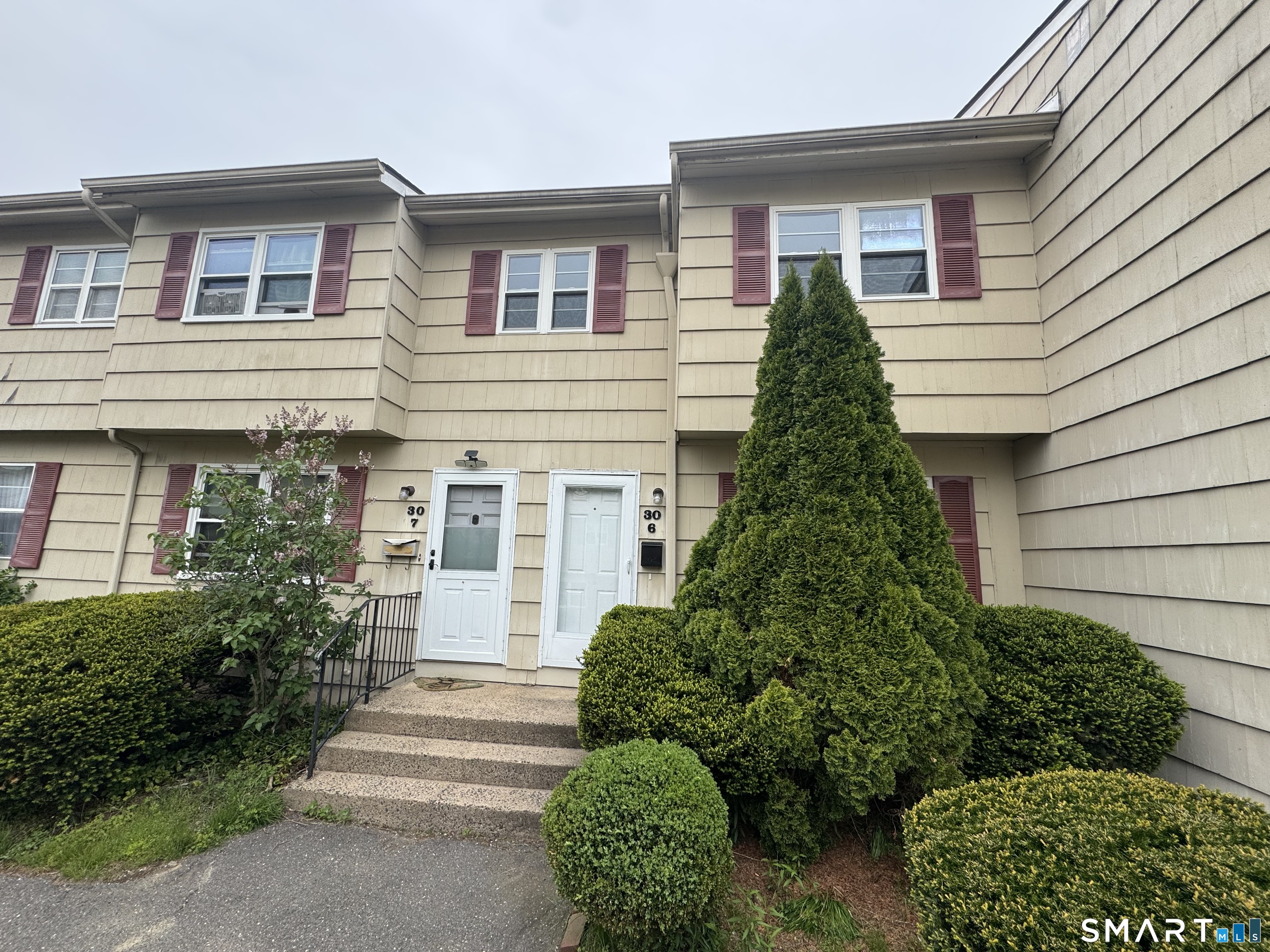 30 Round Tree Drive Naugatuck CT 06770