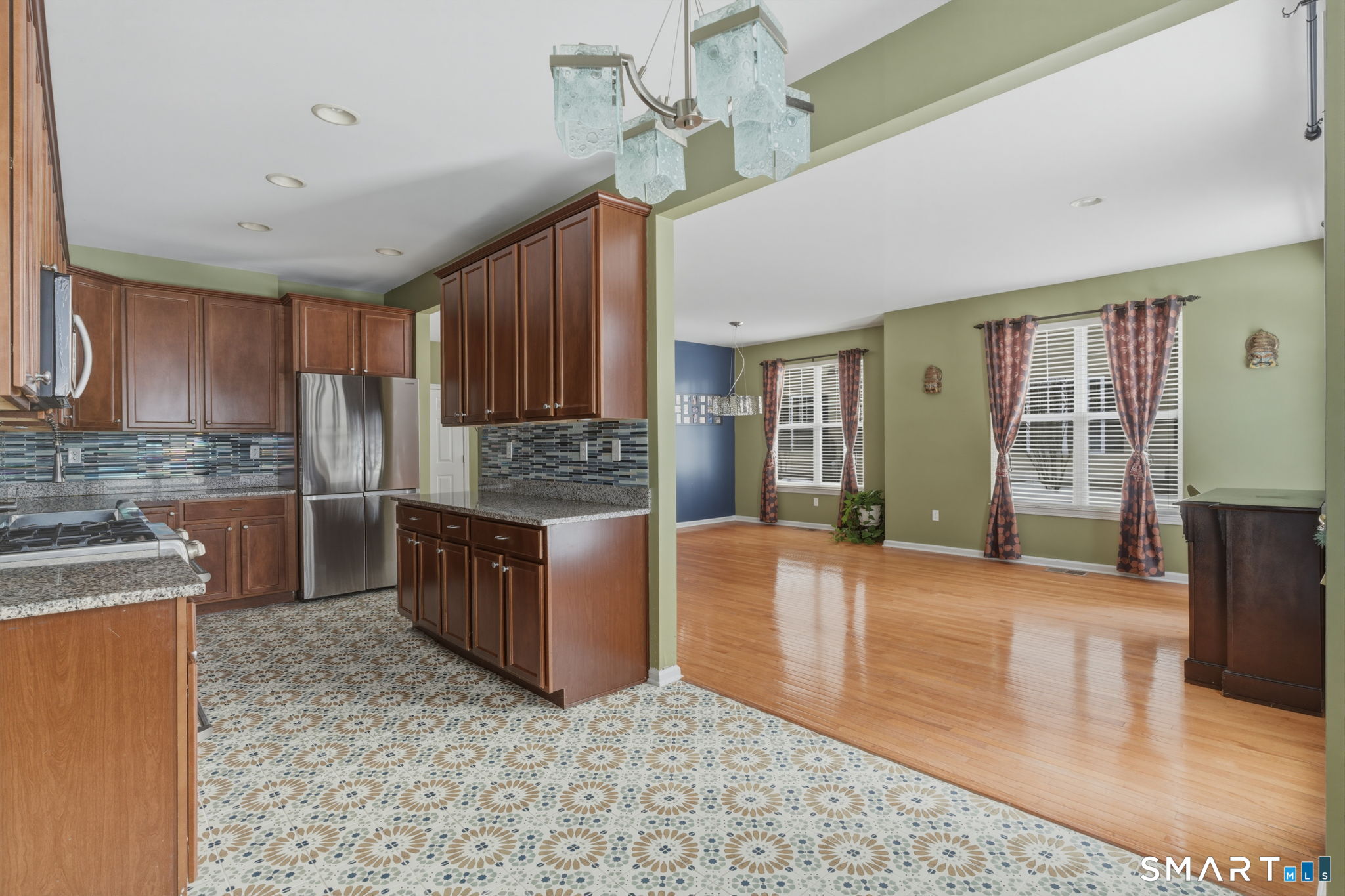 49 Park Place Circle West Hartford CT 06110