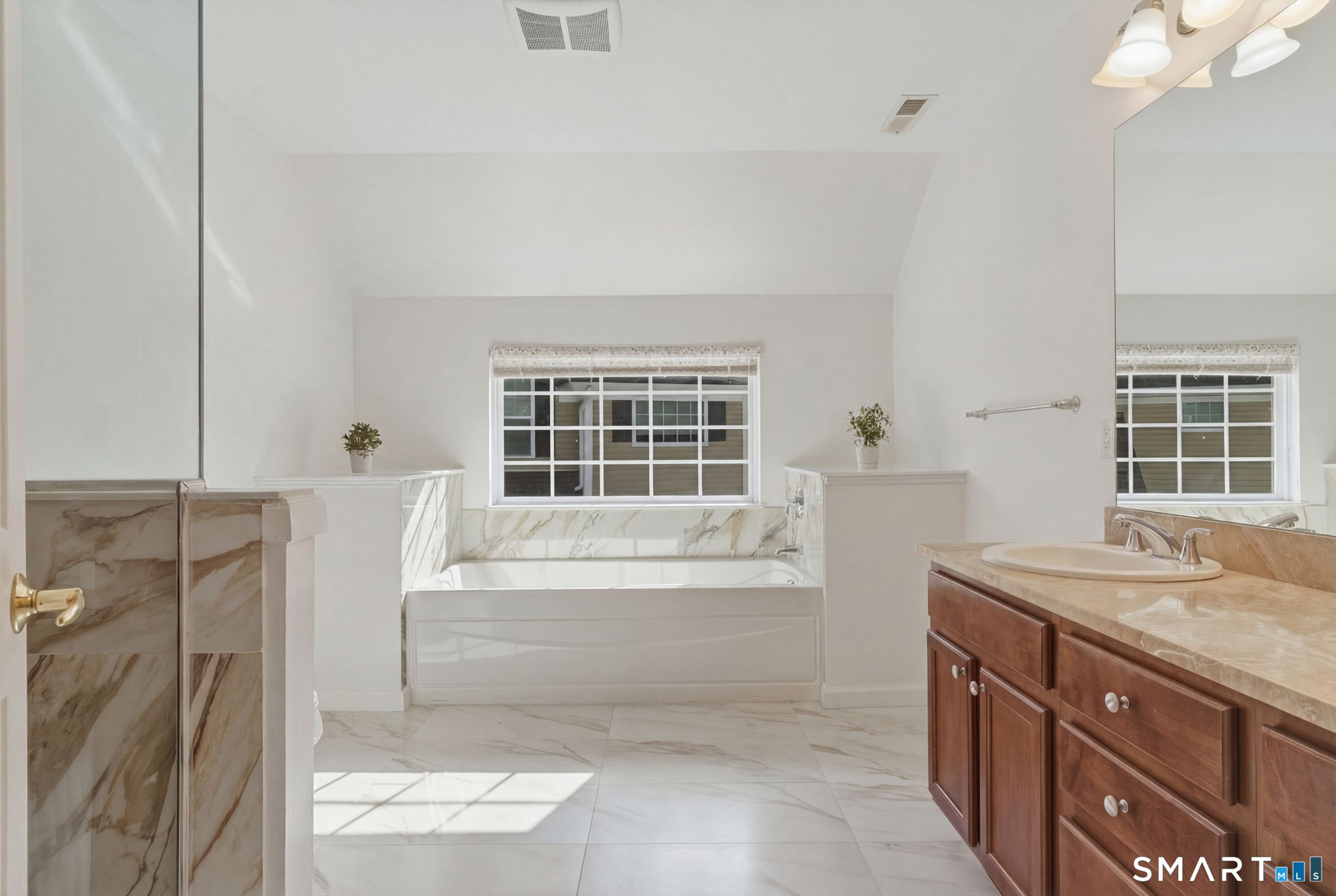 49 Park Place Circle West Hartford CT 06110