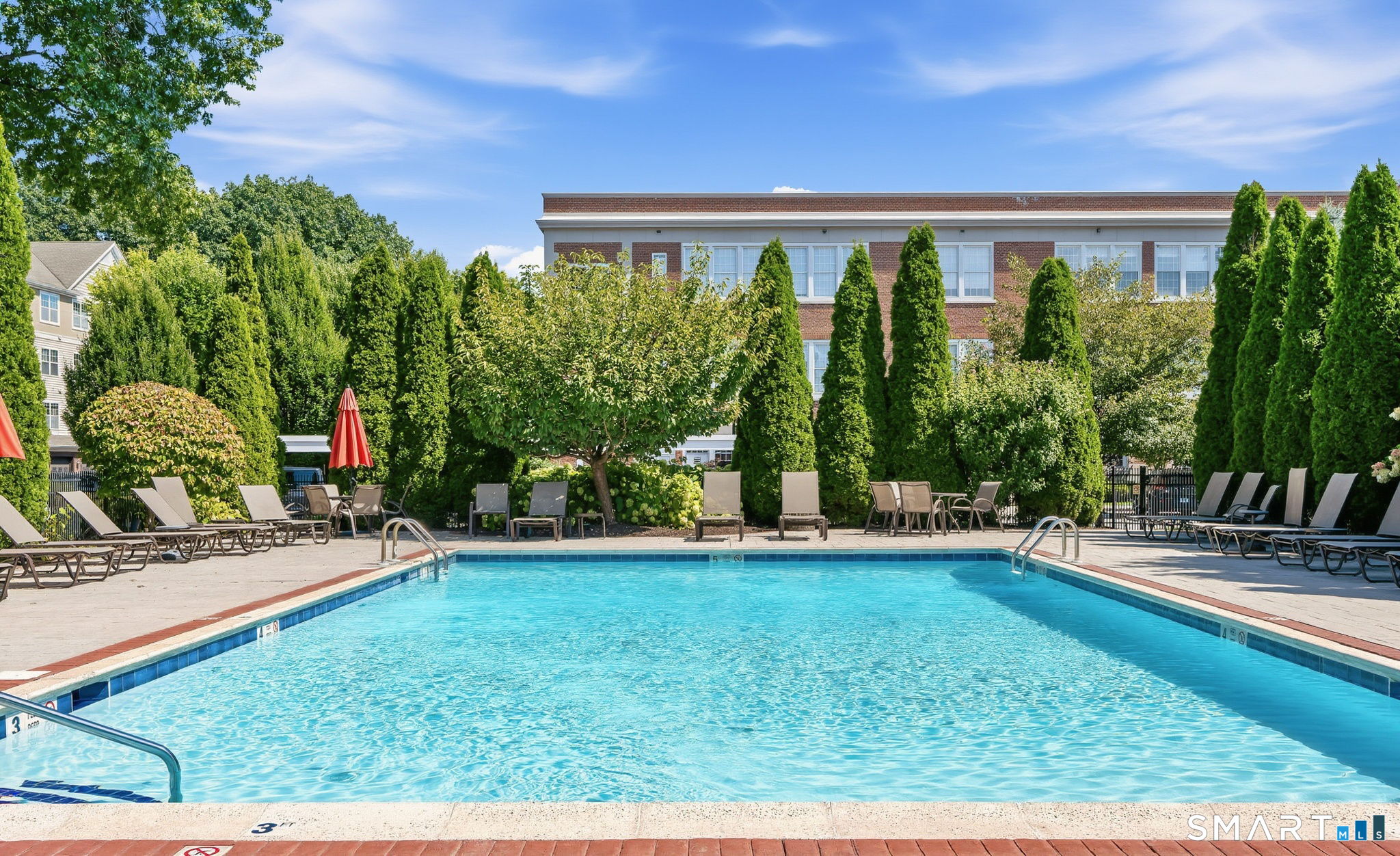 49 Park Place Circle West Hartford CT 06110