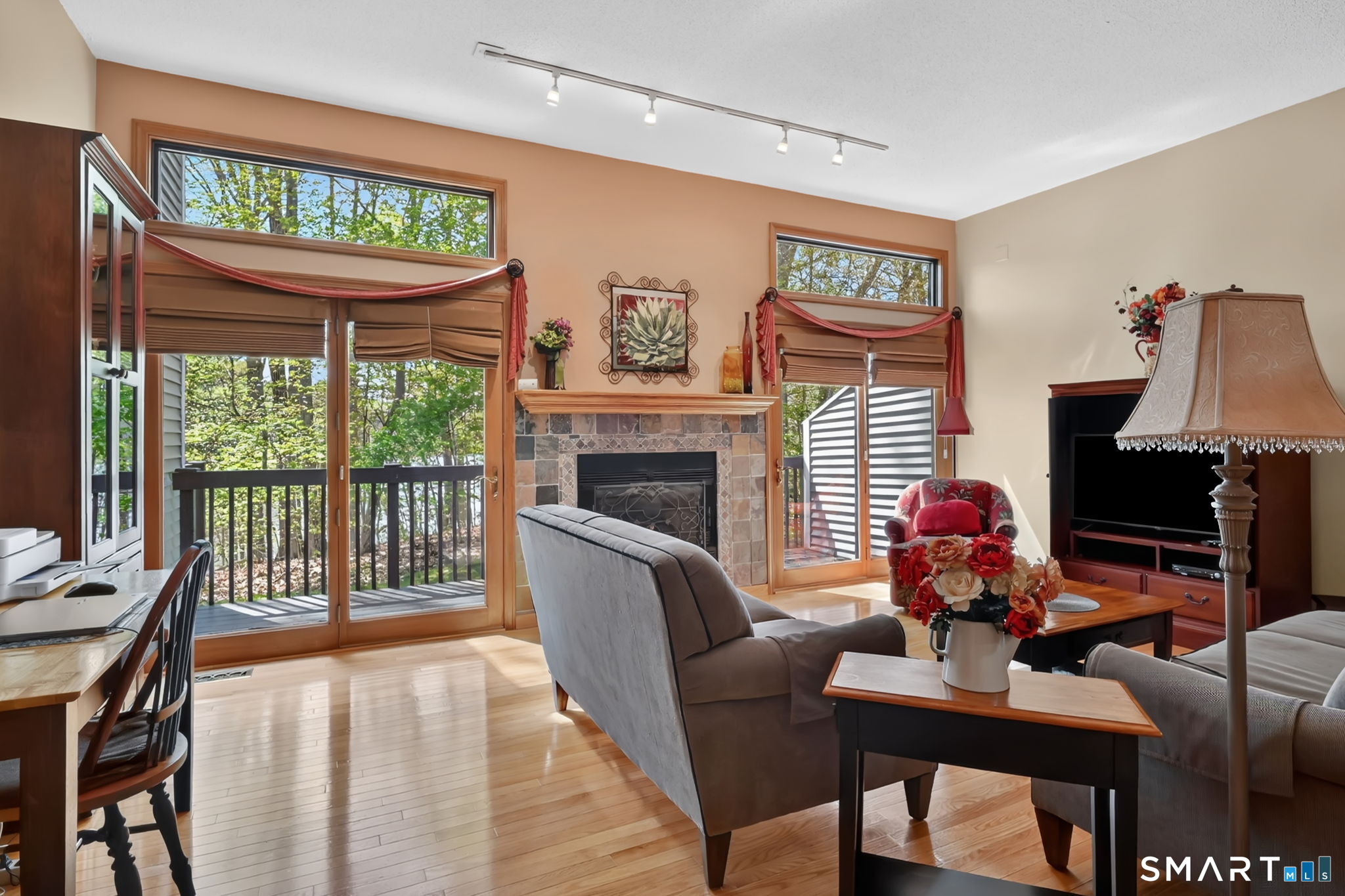 2103 Mill Pond Drive South Windsor CT 06074