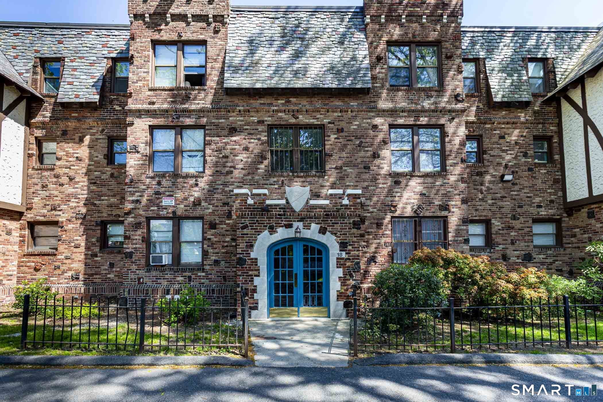 16-20 Townley Street Hartford CT 06105