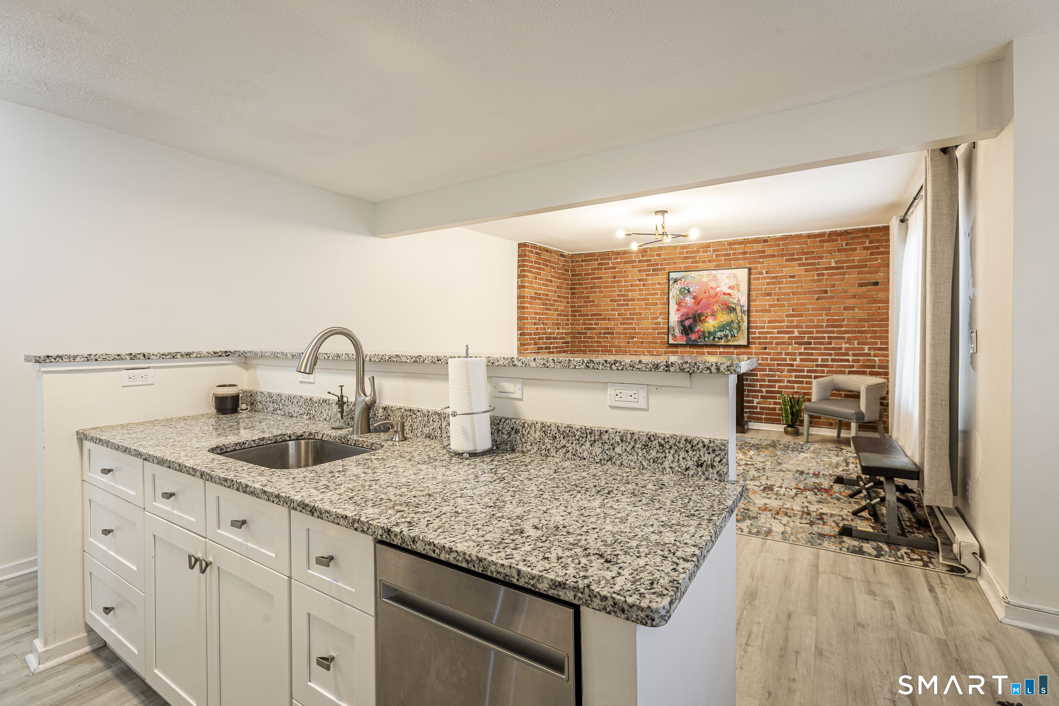 16-20 Townley Street Hartford CT 06105
