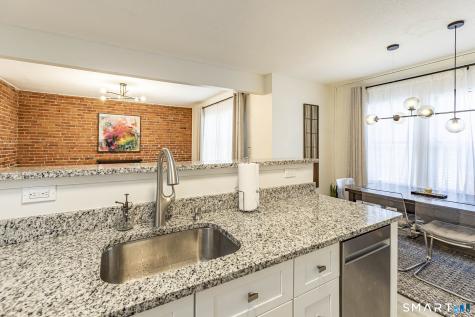 16-20 Townley Street Hartford CT 06105