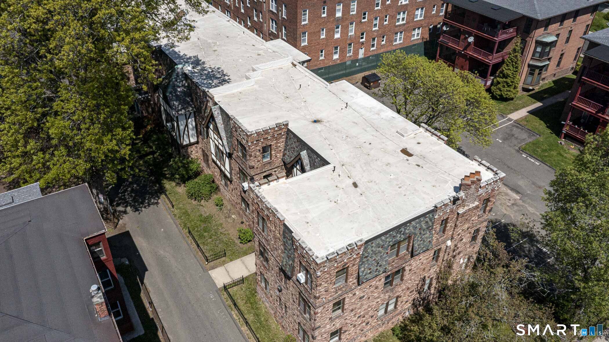 16-20 Townley Street Hartford CT 06105