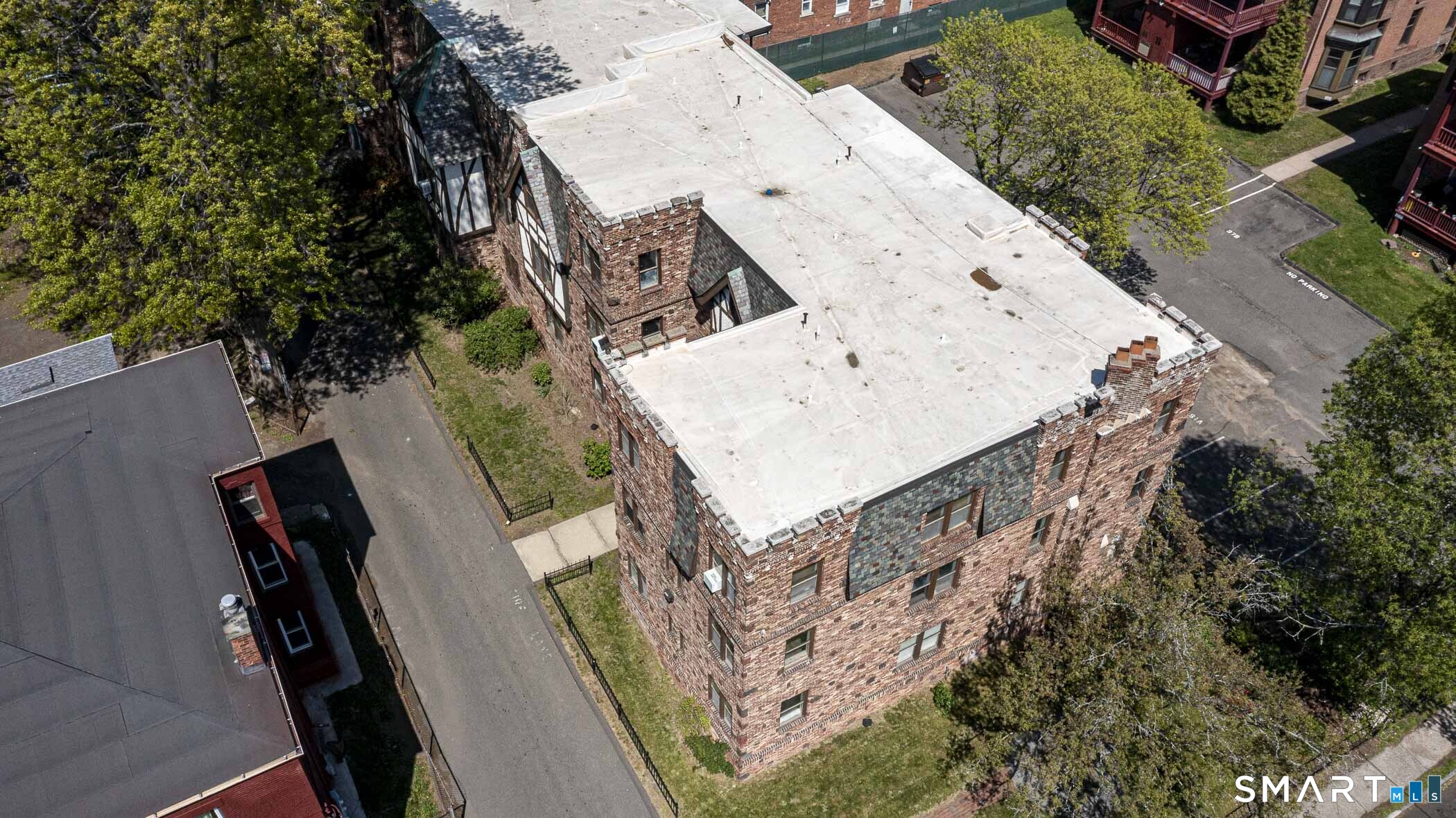 16-20 Townley Street Hartford CT 06105