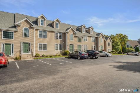 15 Freedom Way East Lyme CT 06357